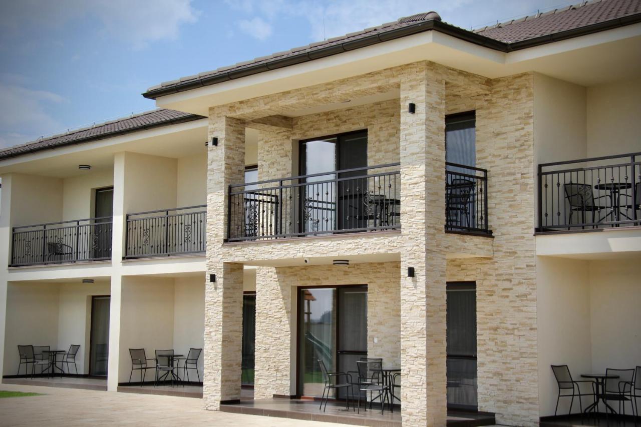 Jazmin apartmány Veľký Meder Exterior foto