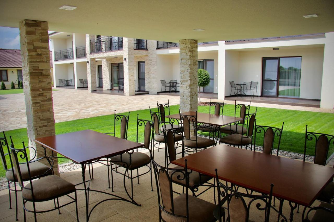 Jazmin apartmány Veľký Meder Exterior foto